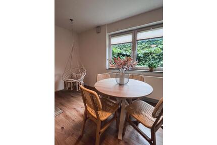 Hochwertig möblierte 2-Zimmer-Wohnung ab sofort bezugsfrei - Kirchdorf an der Iller