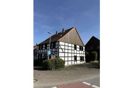 Haus zum Kaufen in Bad Münder am Deister 195.000,00 € 300 m²