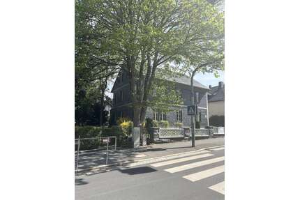 Haus zum Kaufen in Sonneberg 240.000,00 € 320 m²