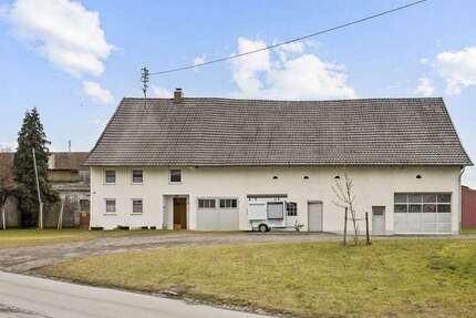 Haus zum Kaufen in Niederrieden 215.000,00 € 145.96 m²