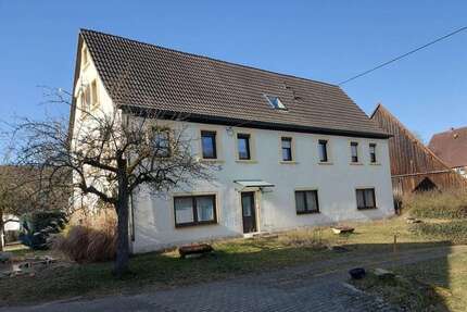 Haus zum Kaufen in Kleinsendelbach 549.000,00 € 280 m²