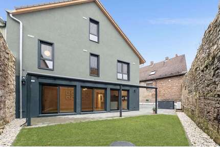 Haus zum Kaufen in Würzburg 1.095.000,00 € 215 m²