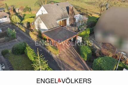 Gemütliches Einfamilienhaus mit großem Grundstück in Feldrandlage - Hoisdorf