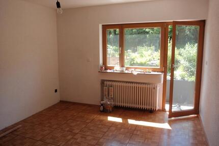2 Zimmer Wohnung - 850,00&nbsp;EUR Kaltmiete, ca.&nbsp; 60,00&nbsp;m&sup2; in Regensburg (PLZ: 93051) Ganghofersiedlung