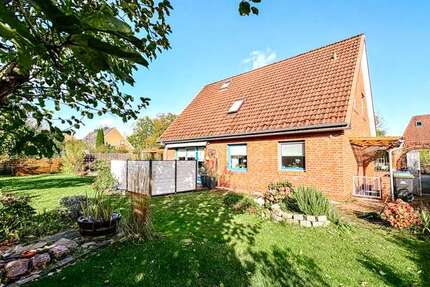 Haus zum Kaufen in Stockelsdorf 575.000,00 € 121.42 m²