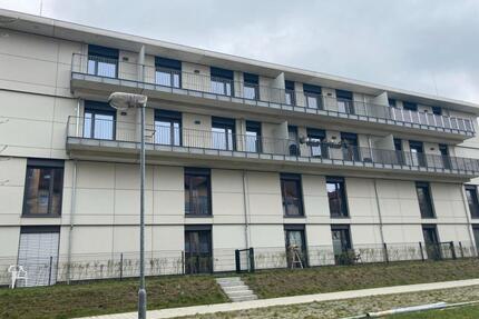 Schöne 3 Zimmer-Wohnung, 2 Balkone, tolle Aussicht, beste Ausstattung - Radeberg
