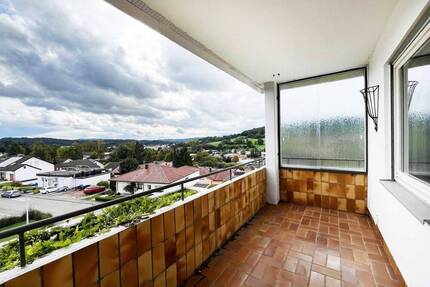 Kompakte Wohnung mit Weitsicht - 188.000,00&nbsp;EUR Kaufpreis, ca.&nbsp; 63,00&nbsp;m&sup2;&nbsp;Wohnfl&auml;che in Stockach (PLZ: 78333)