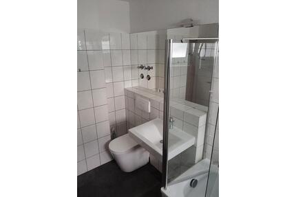 Schöne 2 Raum Wohnung mit Balkon und EBK - Leipzig Nordwest