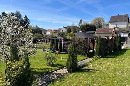 Haus zum Kaufen in Mandelbachtal 99.000,00 € 65 m²