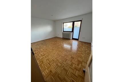 Wohnen im Grünen: 3-Zi.-Wohnung mit Garten & Terrasse am Waldrand - Sailauf