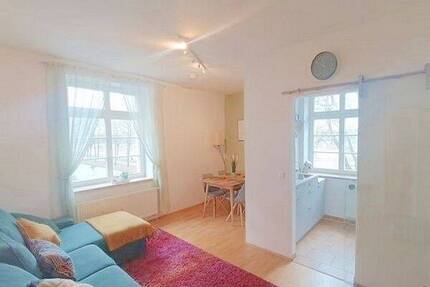 Attraktive möblierte 2-Raum Wohnung in beliebter Lage an den Dresdener Elbwiesen