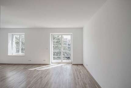 Wohnung zum Kaufen in Leipzig 235.499,00 € 61.77 m²
