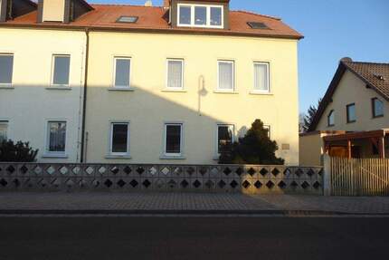 Schöner Wohnen in Großlehna mit Carport und Garten! - Markranstädt