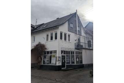 Haus zum Mieten in Baden-Württemberg - Külsheim 1.400,00 € 200 m²