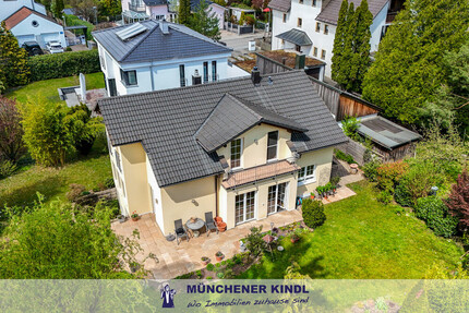 RUHIGES WOHNEN IN BESTER LAGE – MODERNES EINFAMILIENHAUS MIT SONNIGEM GARTEN - Gräfelfing