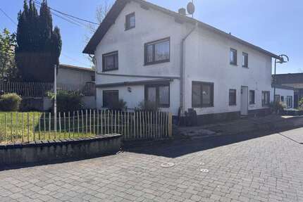 Haus zum Kaufen in Breitscheid 290.000,00 € 366 m²