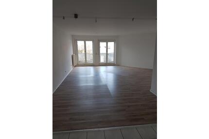 Eigentumswohnung auf 2 Etagen - 259.000,00&nbsp;EUR Kaufpreis, ca.&nbsp; 124,74&nbsp;m&sup2; in Hofbieber (PLZ: 36145)