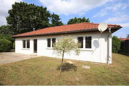 Leben auf einer Ebene - stilvoller Bungalow mit Doppelgarage und sonnigem Südwestgarten - Falkensee