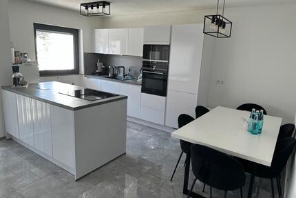 Mietwohnung - 1.220,00&nbsp;EUR Kaltmiete, ca.&nbsp; 64,00&nbsp;m&sup2; in Endingen am Kaiserstuhl (PLZ: 79346)