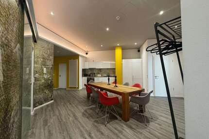 Wohnung zum Mieten in Frankfurt am Main 2.200,00 € 288 m²