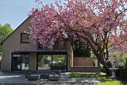 Haus zum Kaufen in Köln 1.495.000,00 € 193 m²