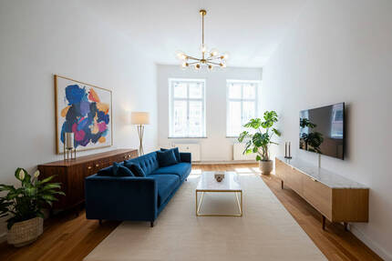 Buntes Friedrichshain: 3 Zimmer - Gründerzeitwohnung mit Tageslichtbad - PROVISIONSFREI - Berlin
