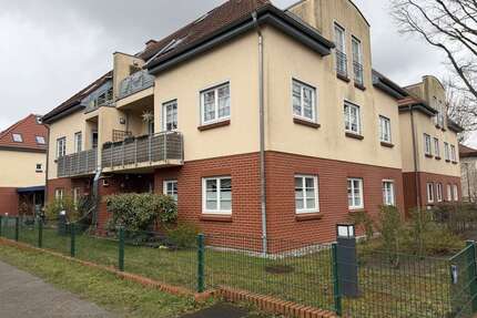 Wohnung zum Kaufen in Berlin-Treptow 298.000,00 € 81.09 m²