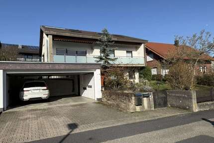 Haus zum Kaufen in Ispringen 498.000,00 € 230 m²