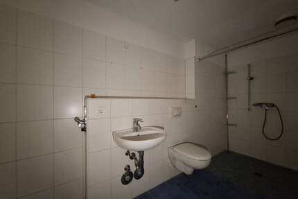 Wohnung zum Mieten in Berlin 305,79 € 32.4 m²