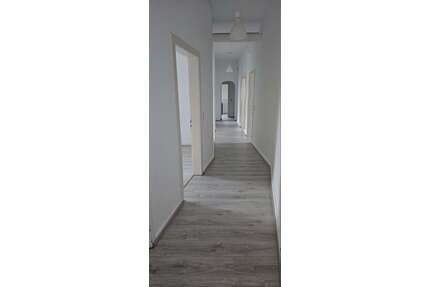 Wohnung zum Mieten in Gondelsheim 1.500,00 € 190 m²