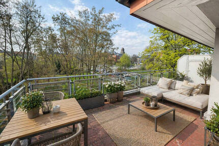 Traumhafte Dachterrassenwohnung mit Aufzug und Tiefgaragenstellplatz! Direkte Nähe zur Innenstadt! - Dresden Südvorstadt-Ost