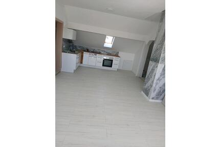 zu vermieten ck 85 m2 - 11,00&nbsp;EUR Kaltmiete, ca.&nbsp; 85,00&nbsp;m&sup2; in Eggenfelden (PLZ: 84307)
