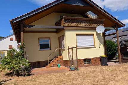 Haus zum Kaufen in Eschwege 199.000,00 € 200 m²