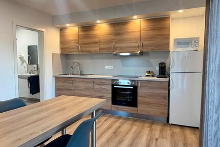 Möbliertes Apartment mit Stellplatz für maximal 6 Monate - Traitsching