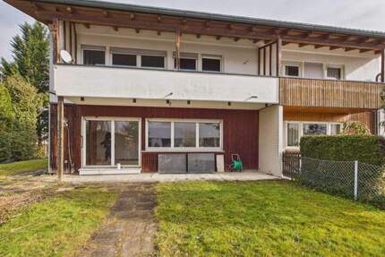 Doppelhaushälfte mit großem Grundstück (786 m²) - Regensburg Burgweinting-Harting