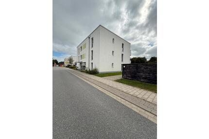 2 Zimmer in Husum mit Balkon - 547,00&nbsp;EUR Kaltmiete, ca.&nbsp; 47,82&nbsp;m&sup2; in Husum (PLZ: 25813)