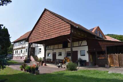 Haus zum Kaufen in Waake 289.000,00 € 193 m²