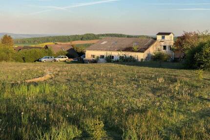 Seltene Gelegenheit; Grundstück mit Flughangar und Wohnung! - Moringen Nienhagen