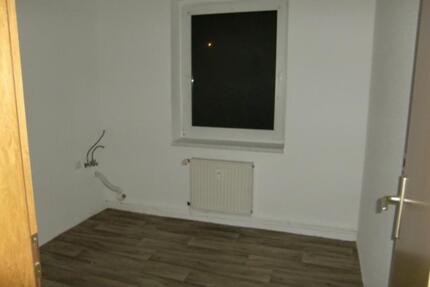 3-Raum Altbauwohnung Nähe des Bahnhofs - Demmin