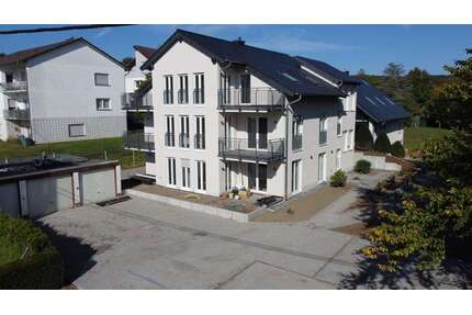 Haus zum Kaufen in Taunusstein 1.600.000,00 € 439 m²
