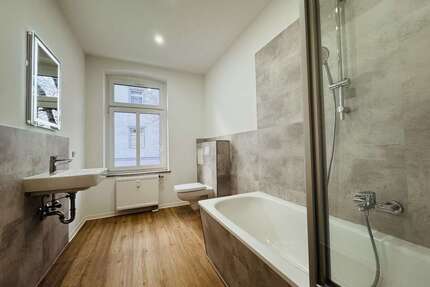 Wohnung zum Mieten in Hainichen 408,00 € 68 m²