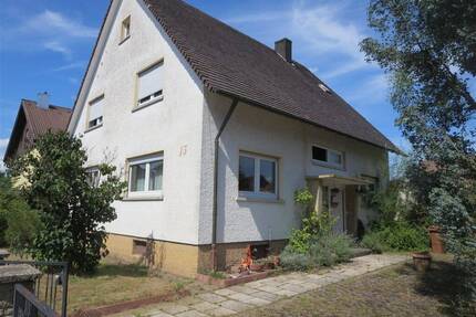 Gemütliches 2-FH mit tollem Garten - Bietigheim