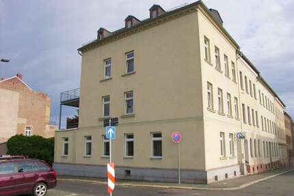 Haus zum Kaufen in ReichenbachVogtland 210.000,00 € 276 m² - Reichenbach/Vogtland