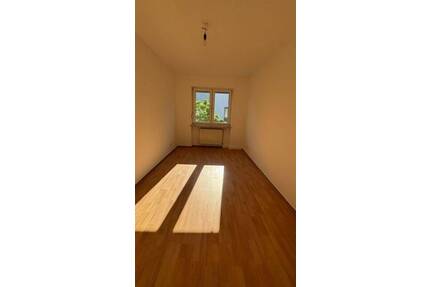 3 ZKB, Balkon 3.OG li Metzerstr. 28, 66117 Saarbrücken