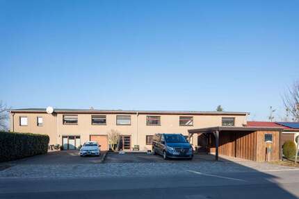 Wohnung zum Kaufen in Neubandenburg 156.000,00 € 96.37 m²