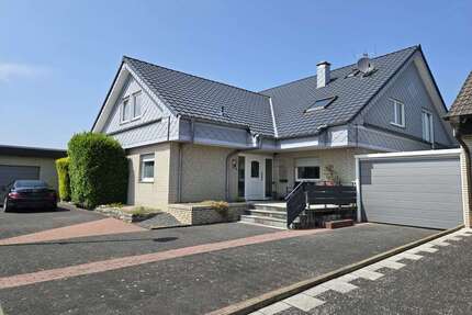 Haus zum Kaufen in Bedburg 590.000,00 € 166.06 m²