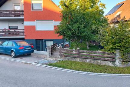 Schöne Wohnung mit Terrasse, Garten u. Küche - Kaisheim