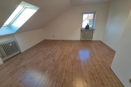 3 Zimmer Dachgeschosswohnung Zentrum Pfaffenhofen - Pfaffenhofen an der Ilm