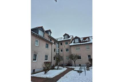 Helle Dachgesschosswohnung in ruhiger Lage – WBS erforderlich - Nesse-Apfelstädt