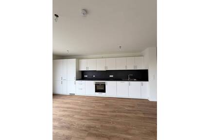 Neu**Toplage**4 ZKB I Erstbezug I EBK, FBH, TG - Oberschleißheim